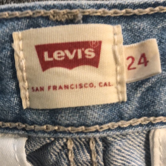 Levi’s blue Jean - Picture 3 of 4